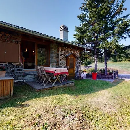 Horská chata Authentic Chalet Full Of Charm, 5min. From Anzere