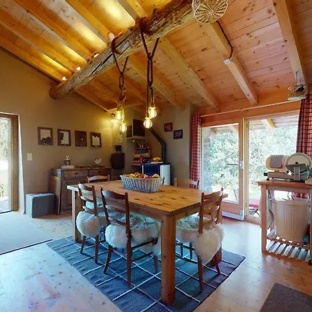 Authentic Chalet Full Of Charm, 5min. From Anzere *